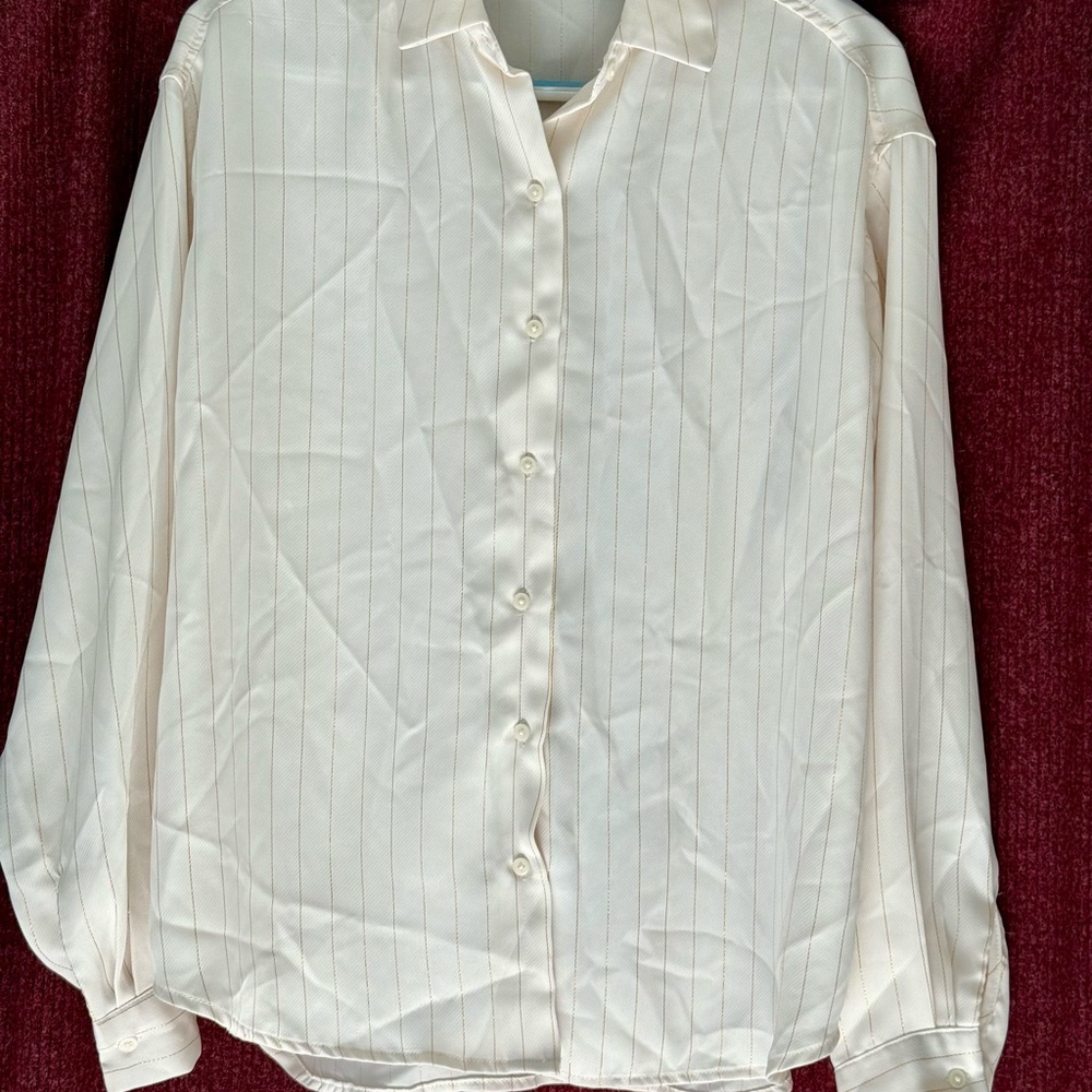 Rafaella Cream Metallic Pinstripe Blouse Women’s Work Office S Top EUC Boss Vibe